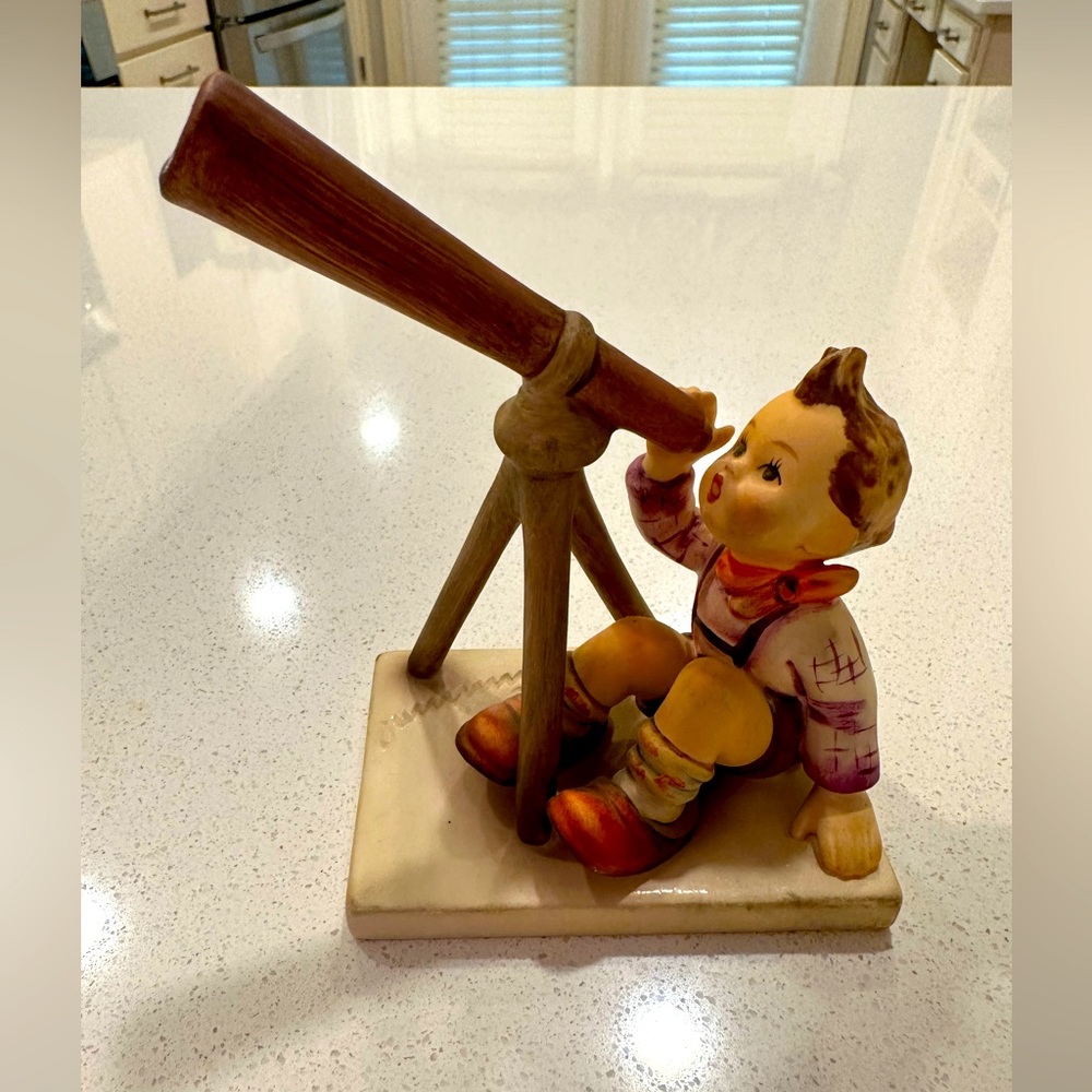 Hummel original Boy with Telescope.